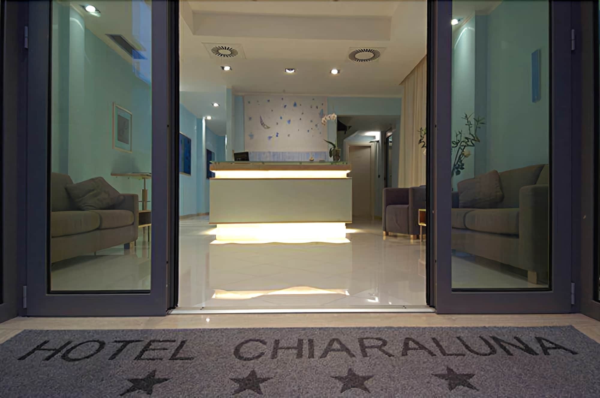 Hotel Chiaraluna Civitanova Marche Exteriör bild